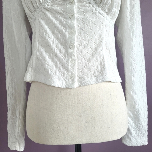 Free People Lady Bug Pointelle Long Sleeve Smocked Sweetheart Milkmaid Crop Top - Picture 4 of 16